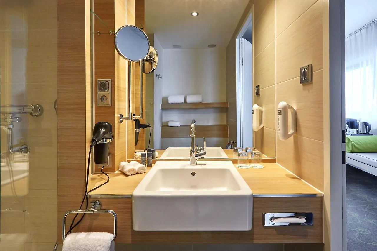 H+ Hotel Salzburg 4*,  Avusturya